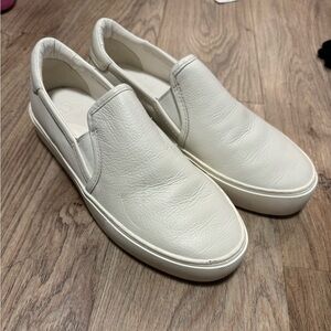 UGG Women’s Size 8.5 Jass White LeatherSlip-On Casual Sneakers Shoes